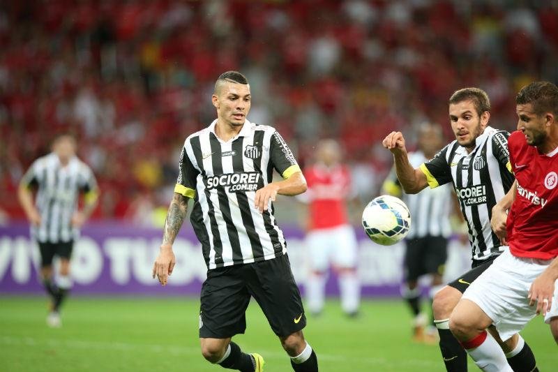 Ataque para de funcionar e p&otilde;e Santos em jejum inc&ocirc;modo no Brasileir&atilde;o