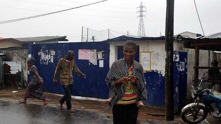 Lib&eacute;ria encontra 17 pacientes fugitivos infectados com ebola 