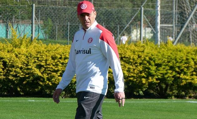 Torcedor poder&aacute; prestigiar time de Clemer em preliminar no Beira-Rio