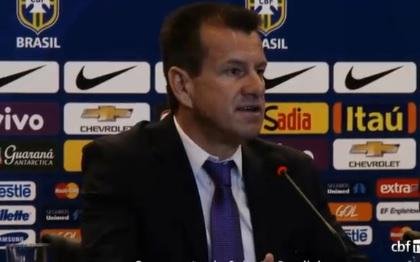 Dunga mescla jogadores da Copa com novidades