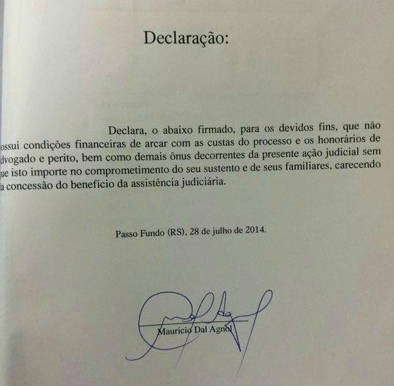 Advogado declarou que n&atilde;o tinha condi&ccedil;&otilde;es de pagar o advogado e as custas do processo