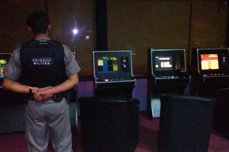 Casa de jogos de azar &eacute; fechada pela terceira vez em 15 dias em NH