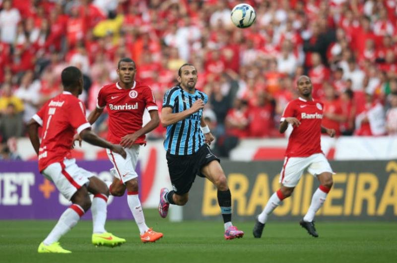 Gre-Nal foi o &uacute;ltimo jogo de Barcos antes de se machucar