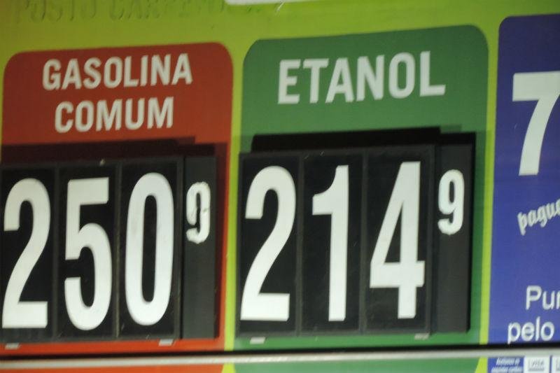 Pre&ccedil;o m&eacute;dio na cidade &eacute; 24 centavos mais barato que a m&eacute;dia do Estado