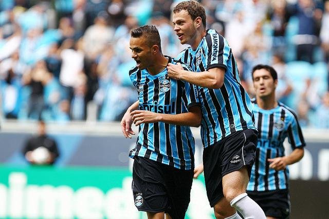Tricolor corre atr&aacute;s dos tr&ecirc;s pontos na Arena e tenta crescer no Brasileir&atilde;o 