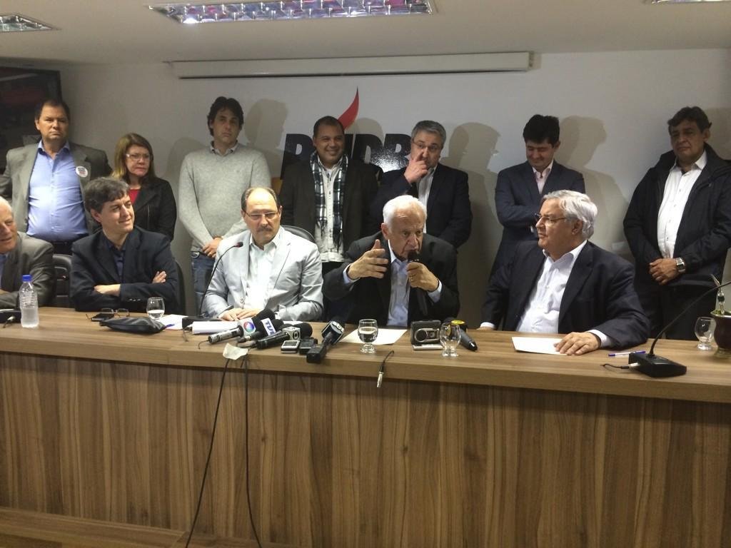 Pedro Simon oficializou candidatura ao Senado nesta segunda