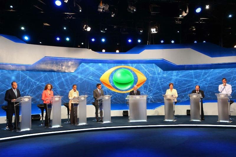 Dilma e A&eacute;cio tentaram manter polariza&ccedil;&atilde;o, Marina focou na presidente