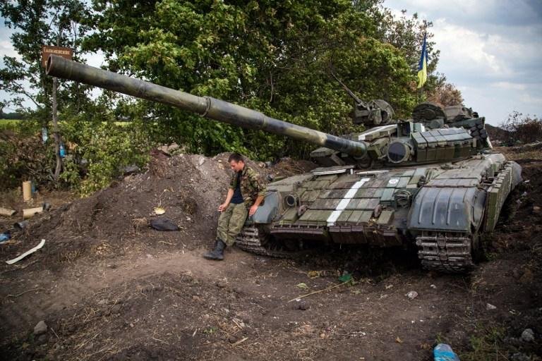 Separatistas pr&oacute;-Moscou anunciaram na segunda-feira uma contra-ofensiva ao sul de Donetsk