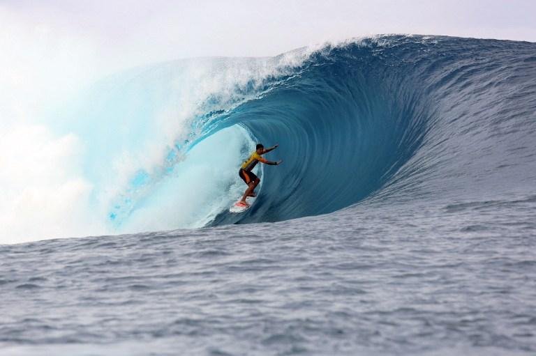 Kelly Slater rasgou elogios ao surfista brasileiro que lidera o Mundial
