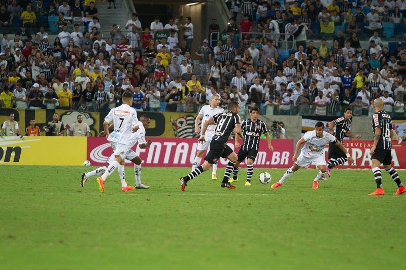 Ap&oacute;s eliminar o S&atilde;o Paulo, Bragantino sai na frente contra o Corinthians
