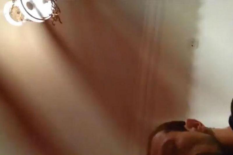 V&iacute;deo gravado pelo pai mostra Bernardo pedindo socorro