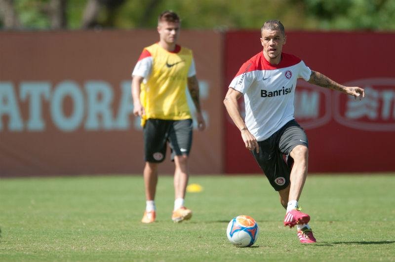 D&acute;Alessandro ser&aacute; reavaliado por m&eacute;dicos do Inter hoje