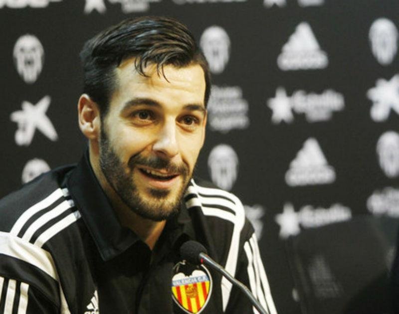Negredo foi vaiado em apresenta&ccedil;&atilde;o no Val&ecirc;ncia