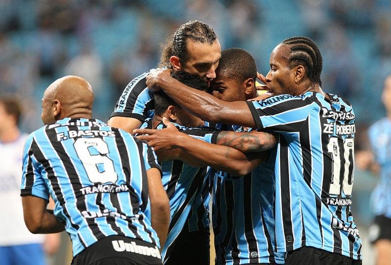 Gr&ecirc;mio tenta encaminhar sequ&ecirc;ncia de vit&oacute;rias contra Flamengo 