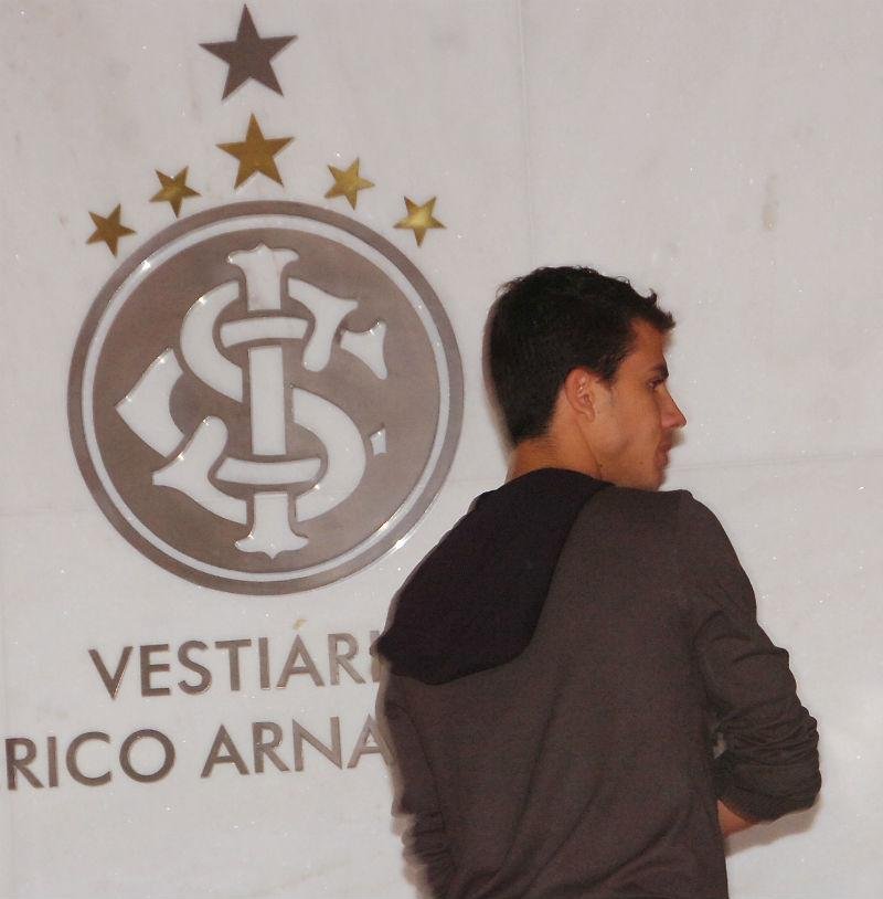 Impasse em oferta salarial impede Inter de anunciar Nilmar 