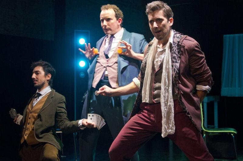 El Cent&eacute;simo Mono &eacute; a pe&ccedil;a argentina em cartaz hoje, &agrave;s 19:30h, no Teatro Bruno Kiefer da CCMQ