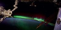 Astronauta registra auroras boreais a bordo da Estação Espacial