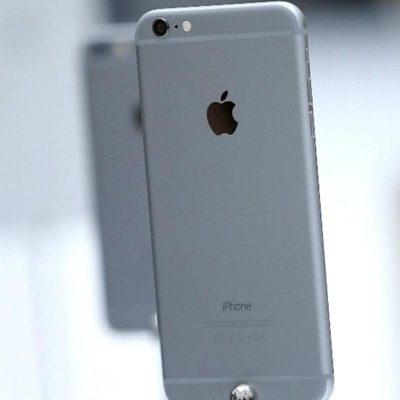 Novo iPhone bate recorde de encomendas