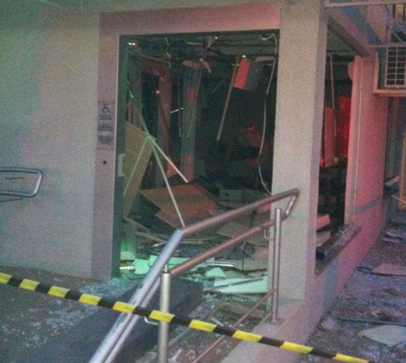 Crminosos atacaram ag&ecirc;ncia durante madrugada