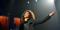 Álbum póstumo de Whitney Houston será lançado em novembro 