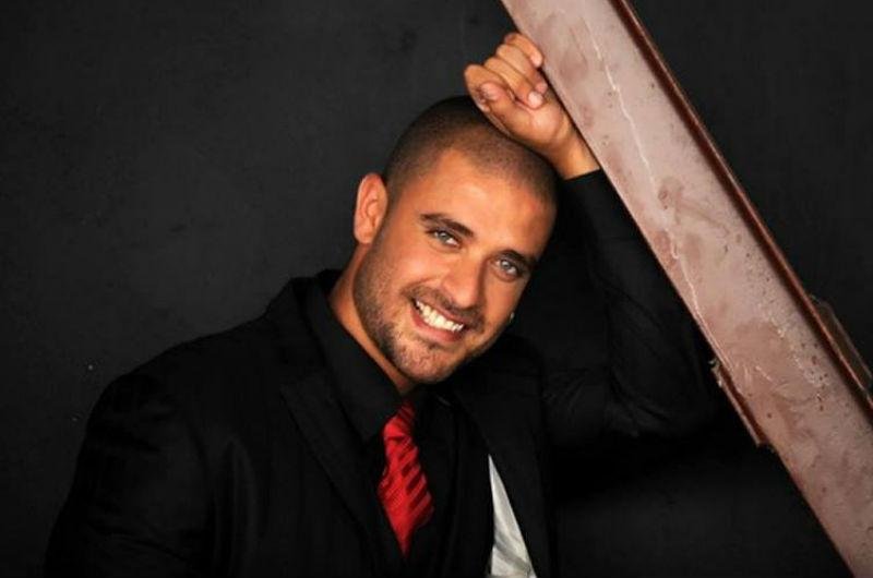 Diogo Nogueira faz show nesta quarta-feira em Porto Alegre 