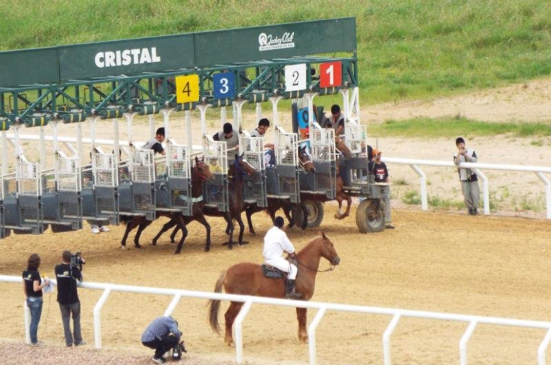 Jorge Ricardo vence Russell Baze no Desafio dos Campe&otilde;es