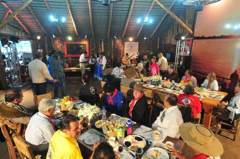 Premia&ccedil;&atilde;o ocorreu no piquete da Rede Record no Acampamento Farroupilha