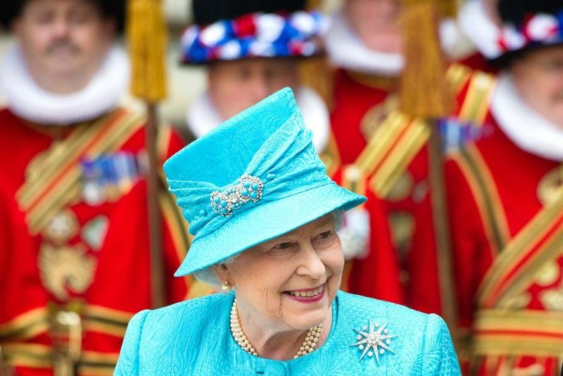 Rainha Elizabeth II pede uni&atilde;o ap&oacute;s referendo na Esc&oacute;cia