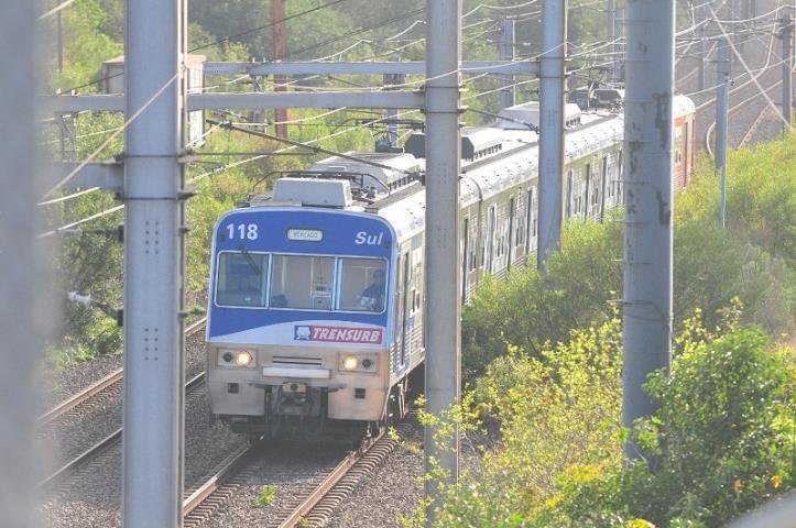 Novo trem entra em opera&ccedil;&atilde;o na segunda-feira