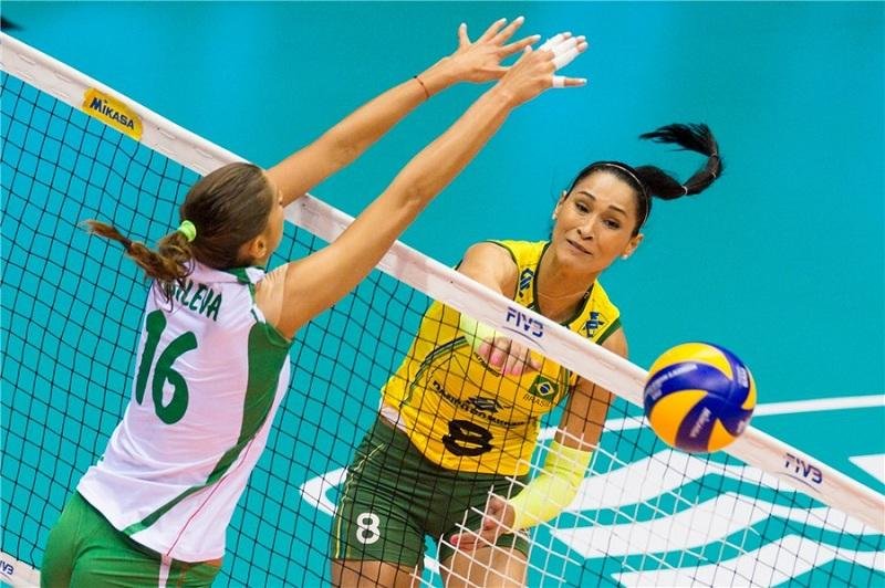 Sele&ccedil;&atilde;o vence a Bulg&aacute;ria por 3 sets a 0 na estreia do Mundial