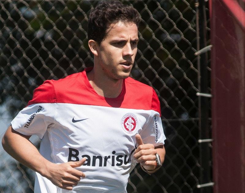Nilmar deve ser liberado para trabalhar com o grupo na pr&oacute;xima semana