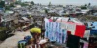 Serra Leoa coloca 1,2 milhão de quarentena por causa do ebola