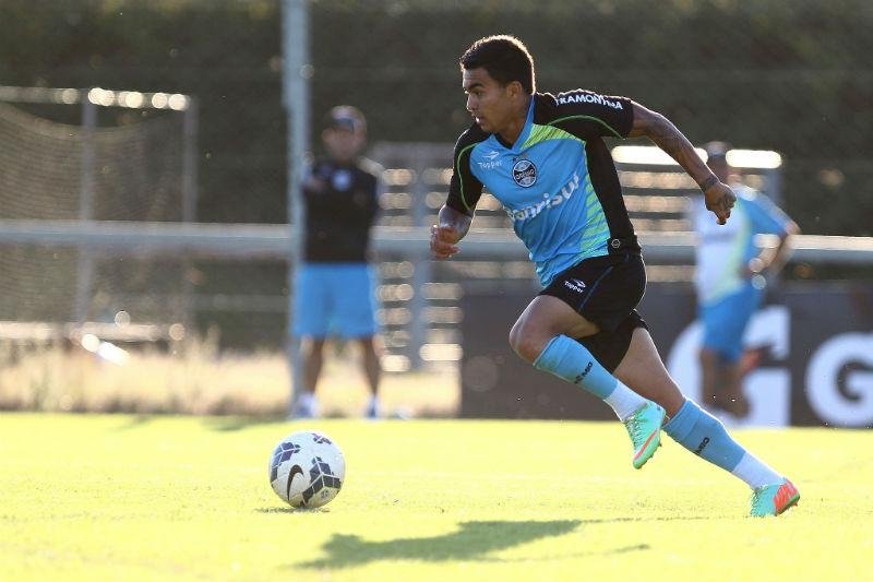Dudu treina finaliza&ccedil;&otilde;es para p&ocirc;r fim a jejum de gols