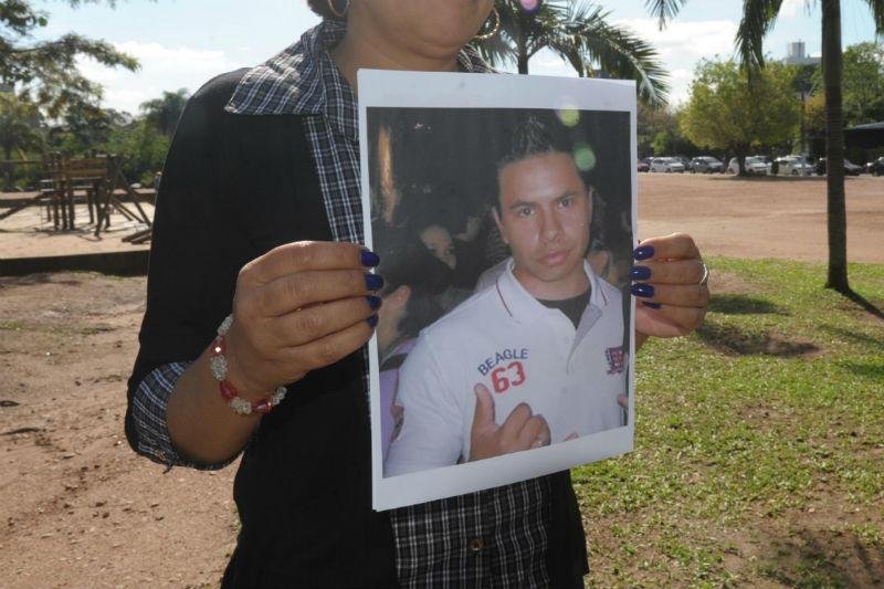 Universit&aacute;rio Roberto Alencris Teichinkoski sumiu em 2012 e fam&iacute;lia n&atilde;o tem informa&ccedil;&atilde;o