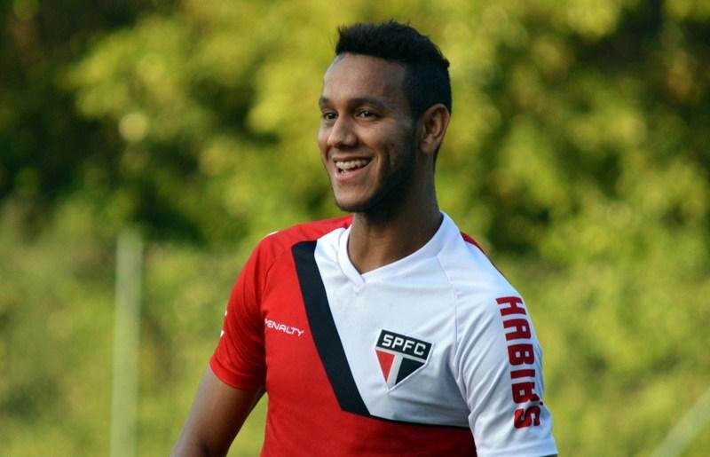 Souza conseguiu libera&ccedil;&atilde;o e ir&aacute; enfrentar o Gr&ecirc;mio