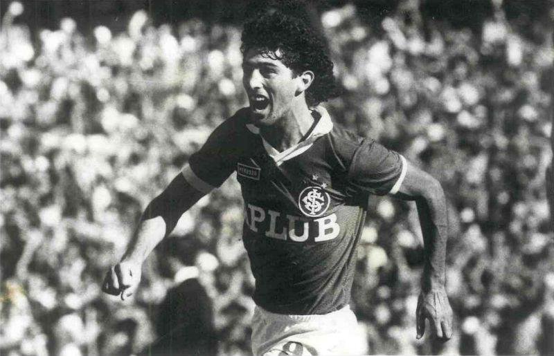 Amarildo marcou o gol na prorroga&ccedil;&atilde;o que garantiu o Inter na final da Copa Uni&atilde;o
