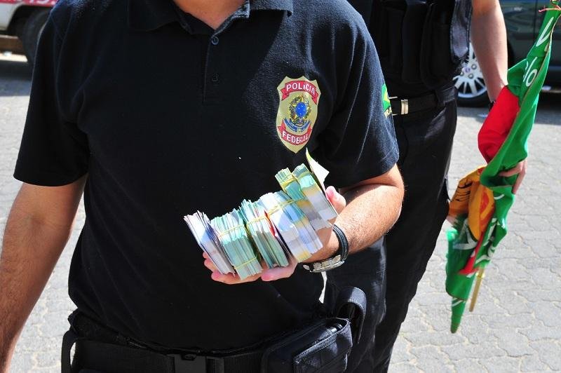 Deten&ccedil;&otilde;es ocorreram em Porto Alegre, Alvorada, Santa Maria e Livramento