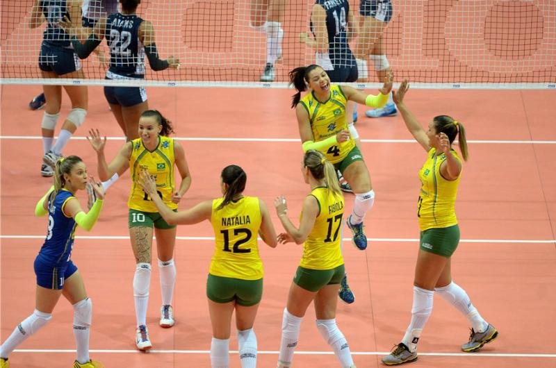 Sele&ccedil;&atilde;o segue invicta no Mundial