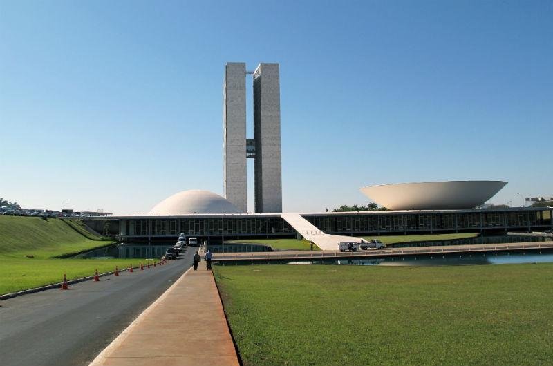 PT mant&eacute;m oito cadeiras e PMDB fica com cinco na C&acirc;mara Federal 