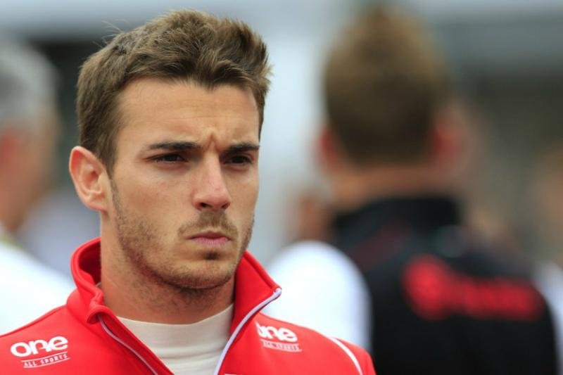 Bianchi sofreu uma grave les&atilde;o na cabe&ccedil;a durante o Grande Pr&ecirc;mio do Jap&atilde;o