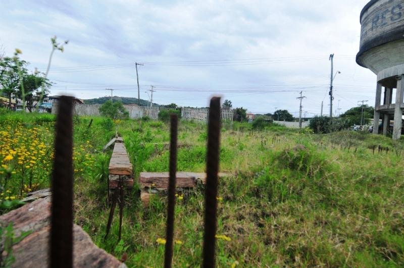Constru&ccedil;&atilde;o de unidade na Restinga est&aacute; parada h&aacute; mais de dois anos