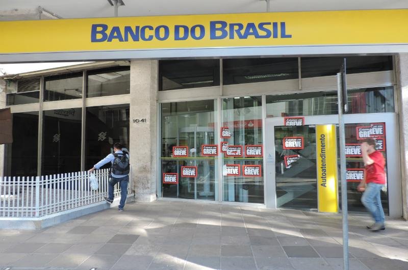 Trabalhadores do Banrisul decidiram manter paralisa&ccedil;&atilde;o