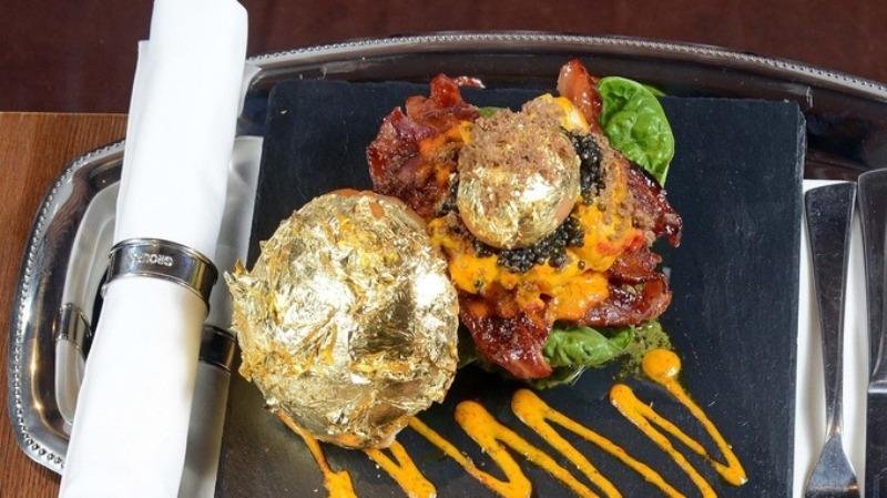 O Glamburger levou tr&ecirc;s semanas para ser desenvolvido