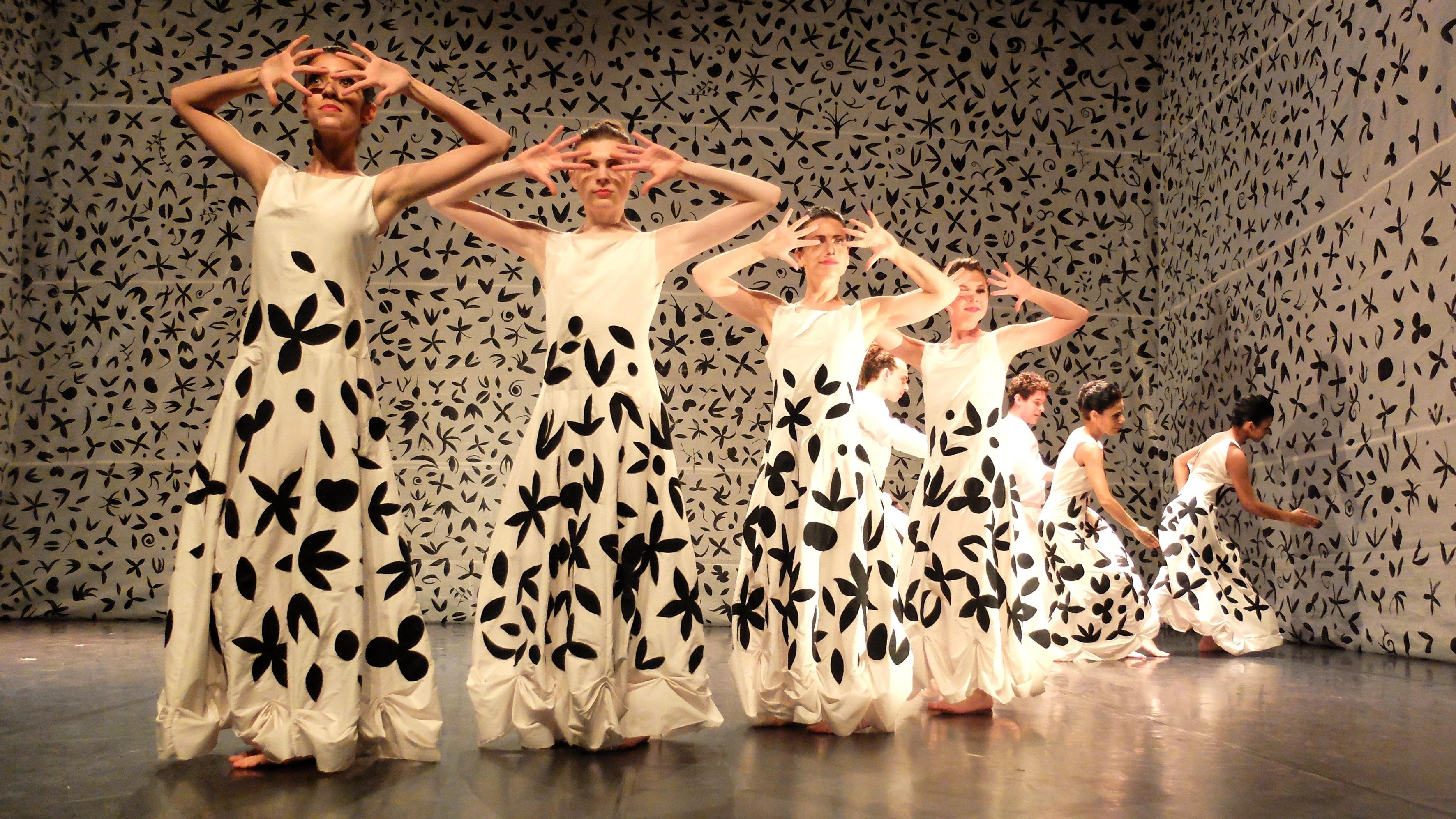 Porto Alegre Cia de Dan&ccedil;a apresenta Eu estive aqui
