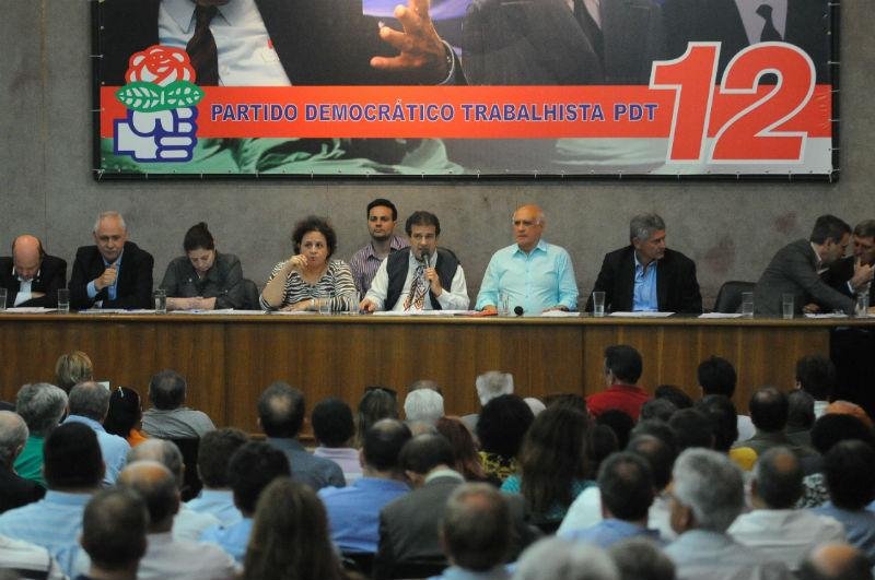 Decis&atilde;o veda participa&ccedil;&atilde;o em palanques e propaganda para candidatos