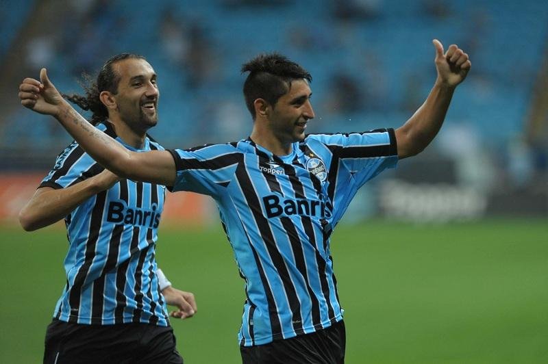 Alan Ruiz abriu o placar para o Gr&ecirc;mio diante do Sport 