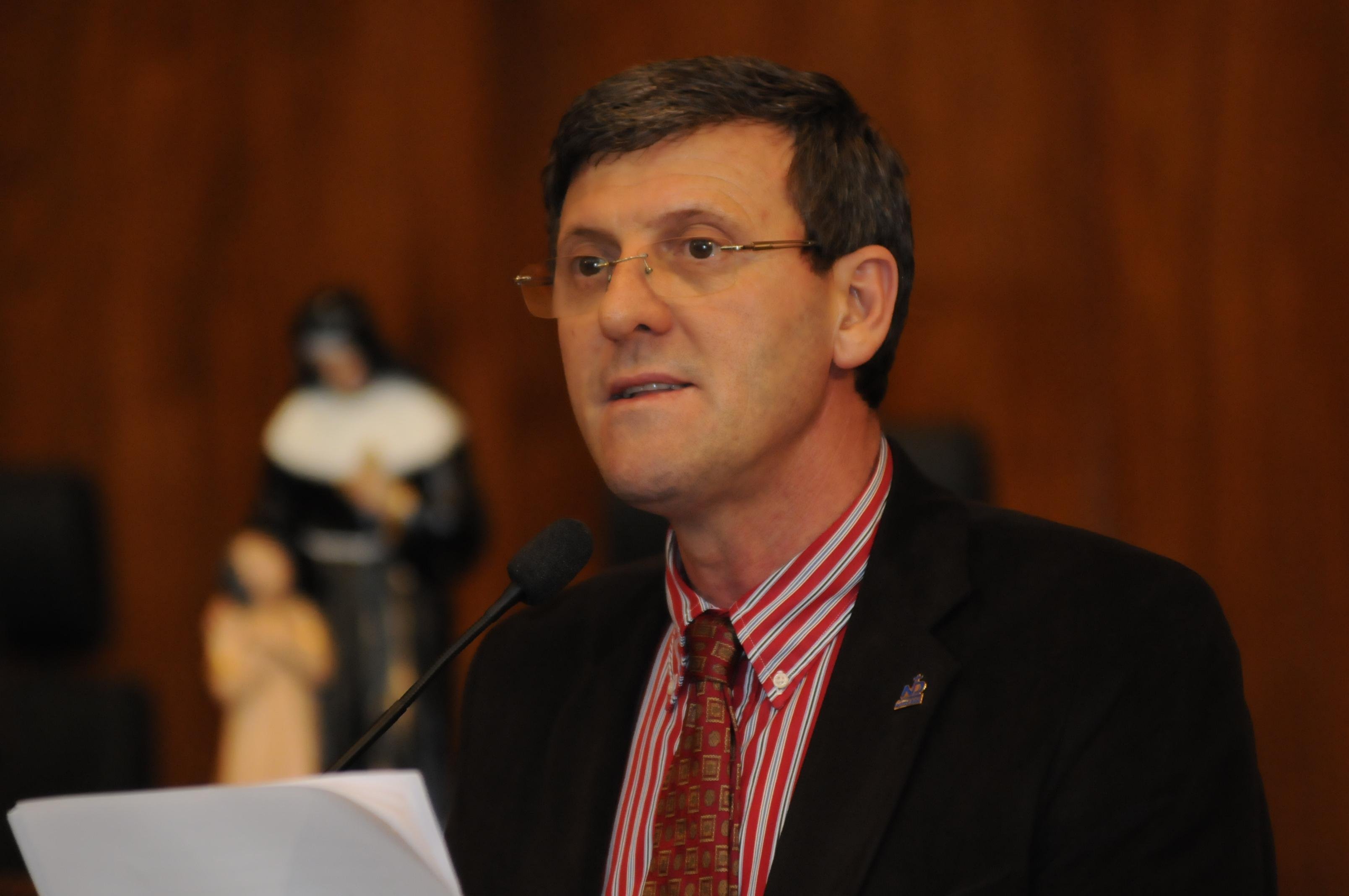 Presidente da Assembleia ga&uacute;cha &eacute; indiciado pela PF