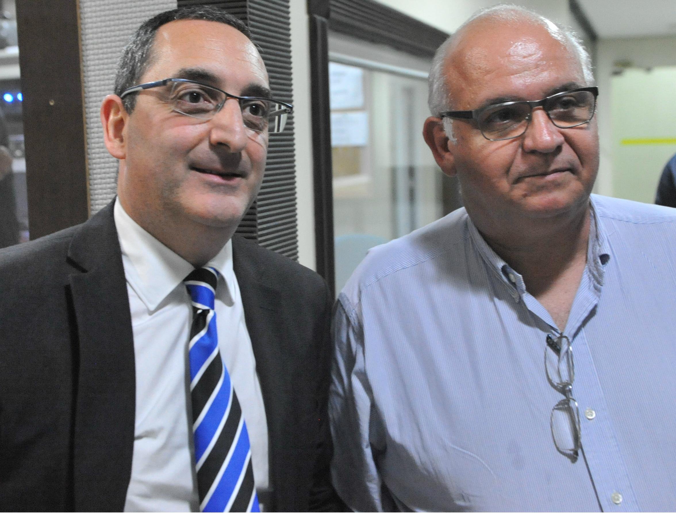 Homero (E) e Romildo (D) disputam o voto dos torcedores no pr&oacute;ximo dia 18