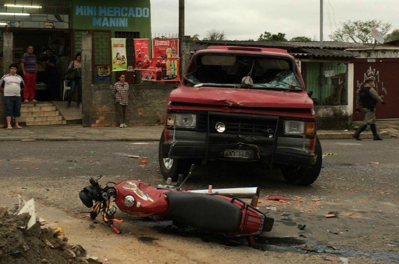 Colis&atilde;o ocorreu na rua Maria Lu&iacute;za Peres, nos fundos do Pres&iacute;dio Central