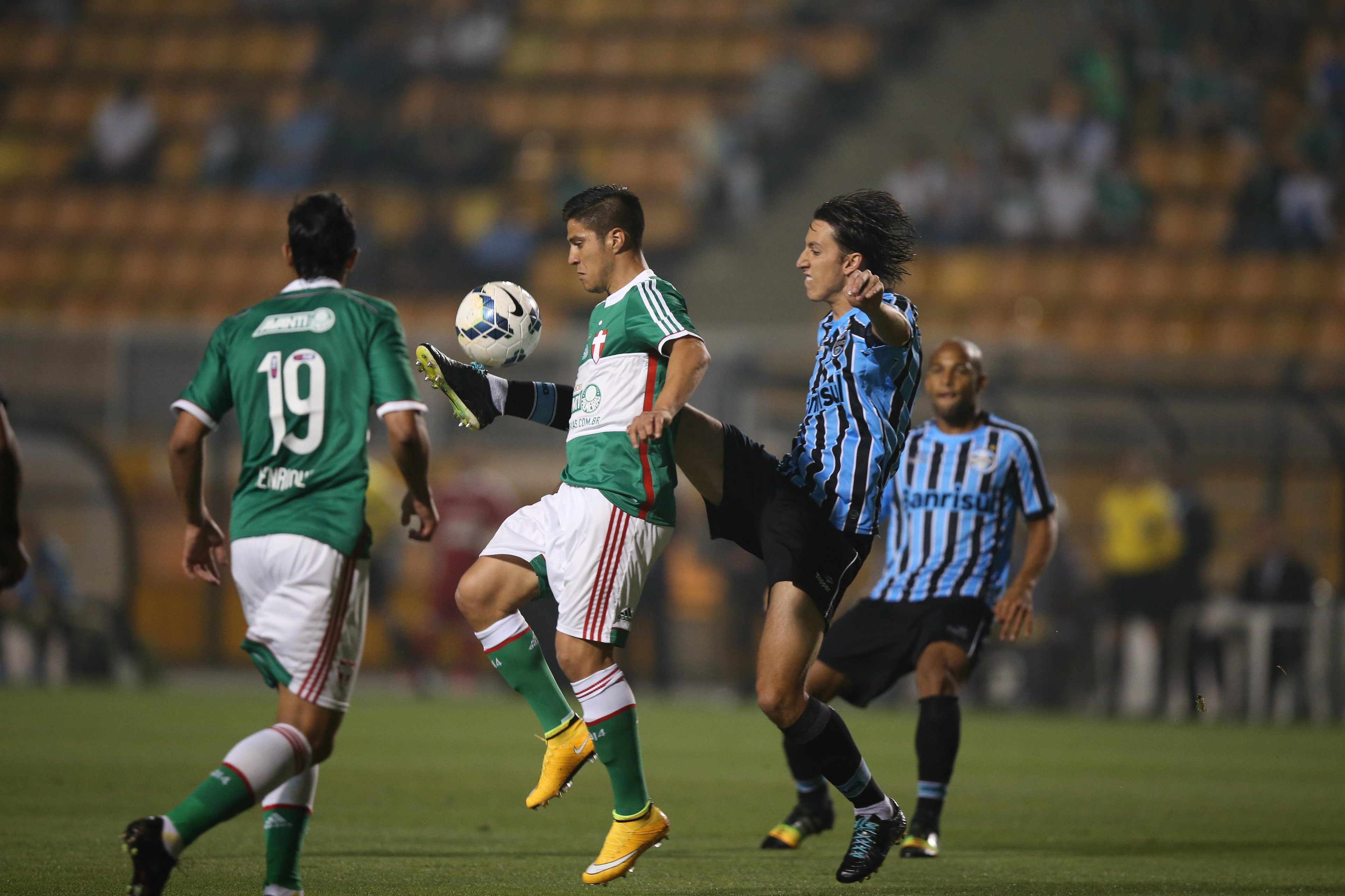 Gr&ecirc;mio perdeu para o Palmeiras no Pacaembu